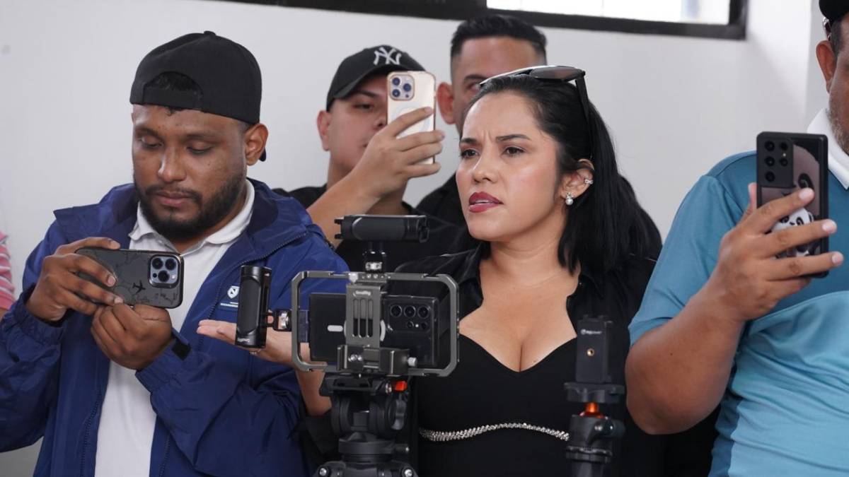 Técnico de Nicaragua peleó con periodista y así fue el último entreno previo a jugar ante Honduras