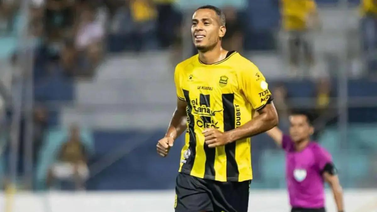 Olimpia amarra sus primeros fichajes, Motagua saca la chequera y Olancho comienza