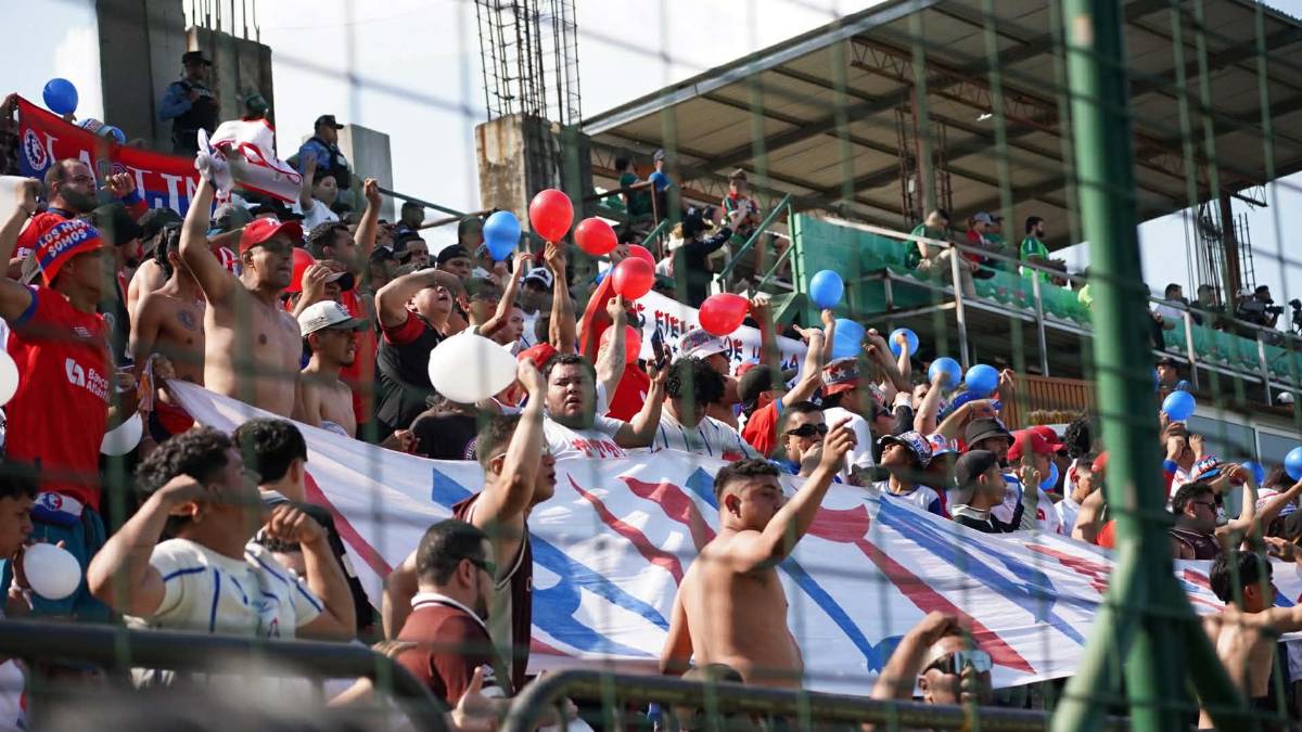 Pelea entre jugadores, fuerte polémica arbitral en gol de Marathón y Olimpia sale herido del Yankel