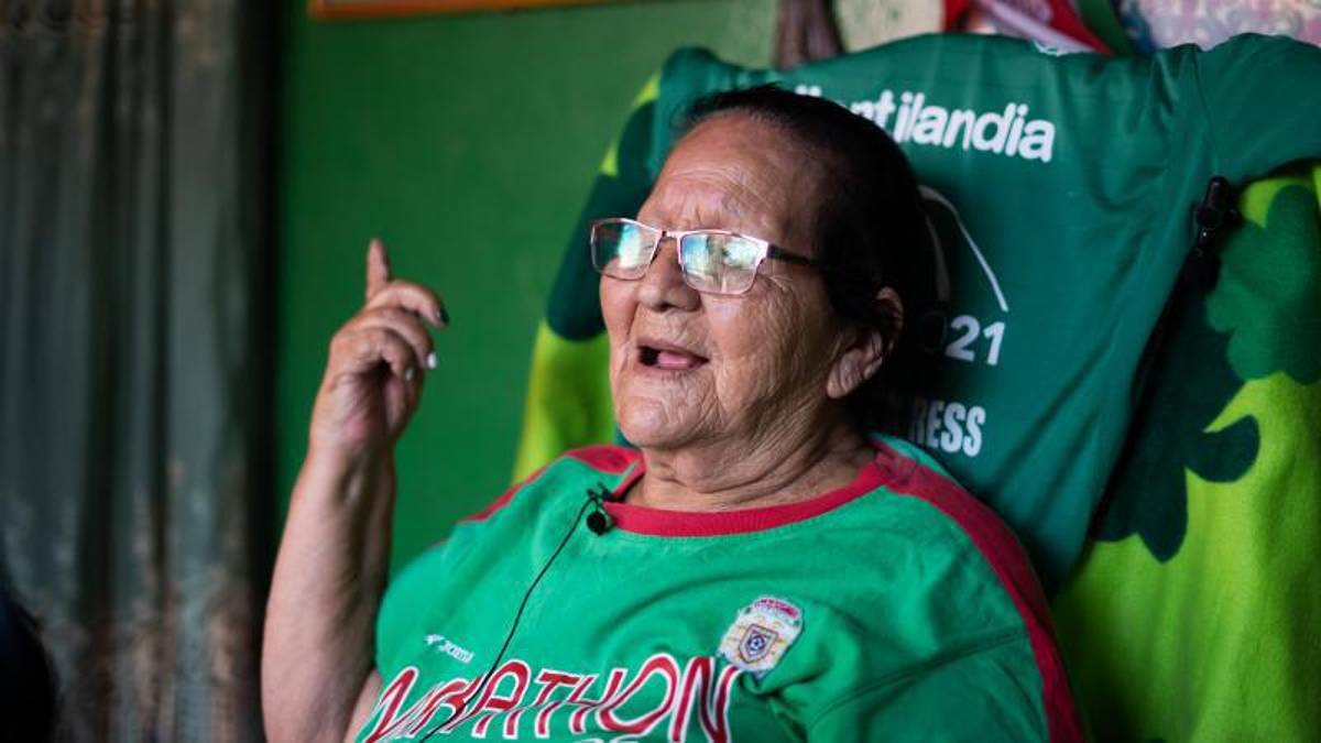 Doña Queta muy emotiva al hablar de su amado Marathón.