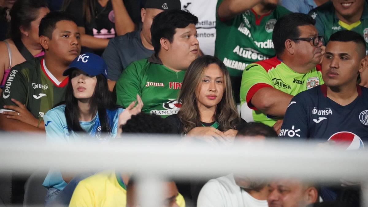 ¡Bellezas! El estadio Morazán se llena de muchas chicas lindas en el clásico de las 'emes' ¡Bellezas! El estadio Morazán se llena de muchas chicas lindas en el clásico de las 'emes'