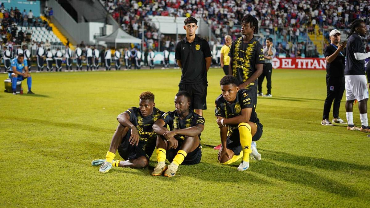 La tristeza de Real España luego de perder la final ante el Olimpia