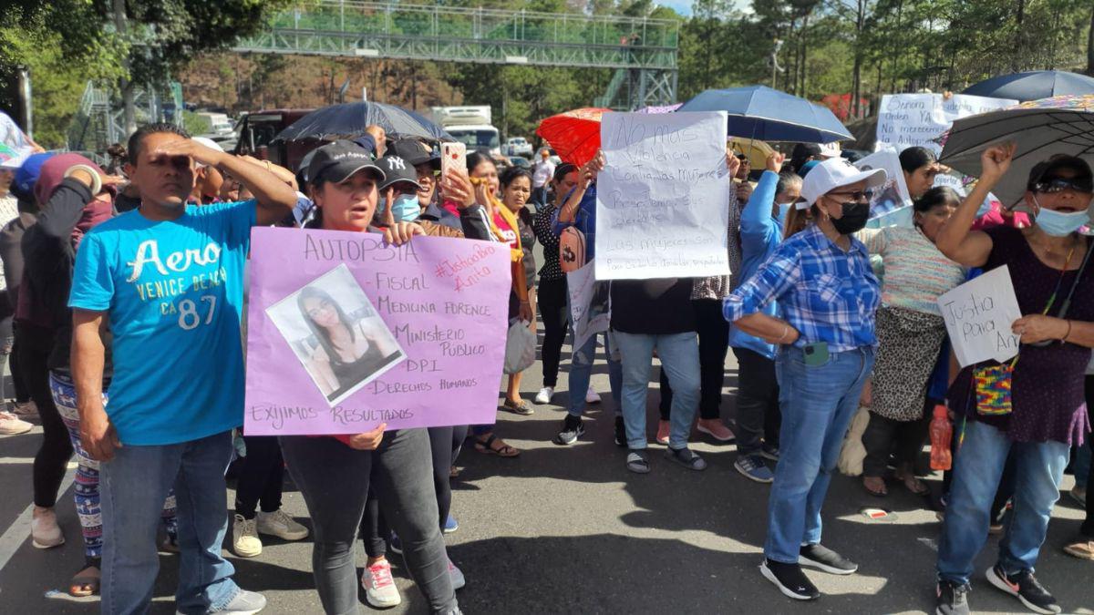 Bloqueada la CA-5 por protesta en exigencia de autopsia para esposa de militar encontrada muerta