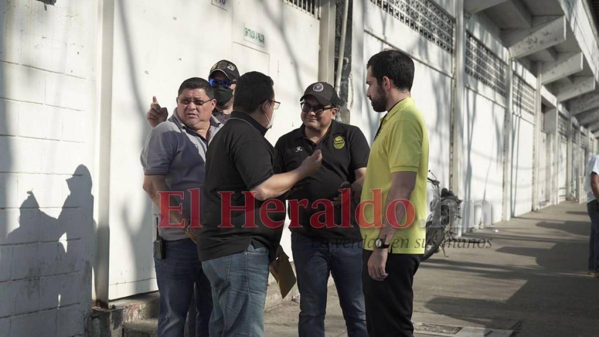 Ambiente previo al duelo Real España vs Marathón en SPS