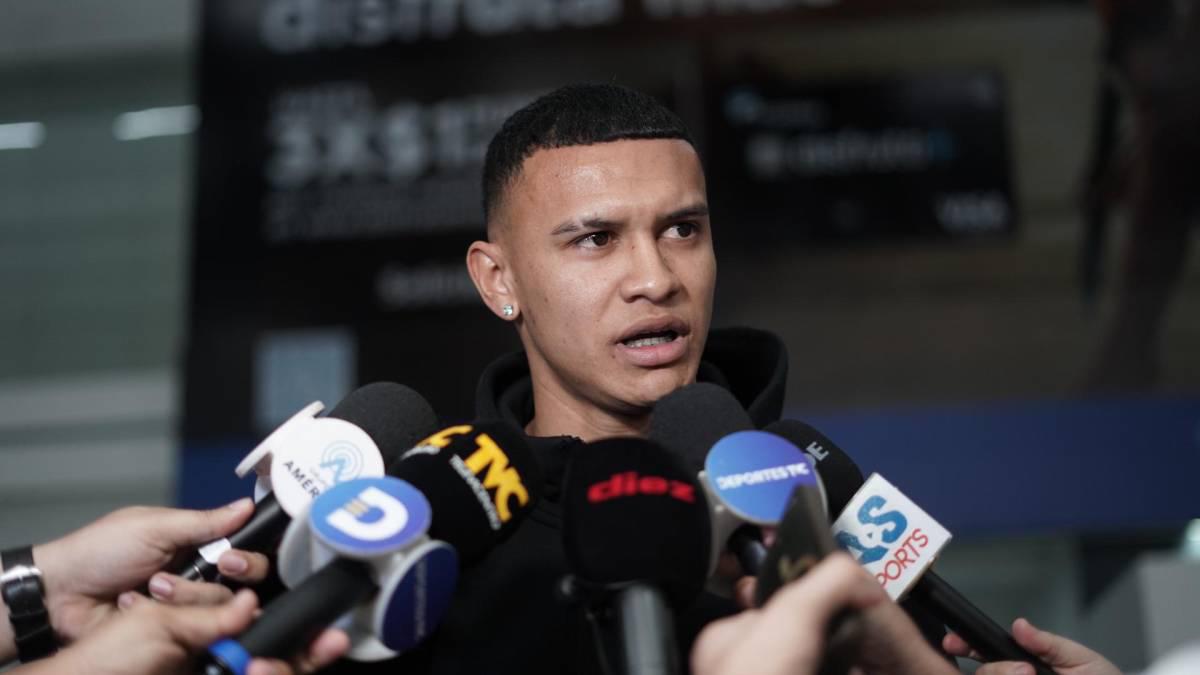 Luis Palma y Kervin Arriaga llegaron a Honduras para enfrentar a México: Así fueron recibidos Luis Palma y Kervin Arriaga llegaron a Honduras para enfrentar a México: Así fueron recibidos