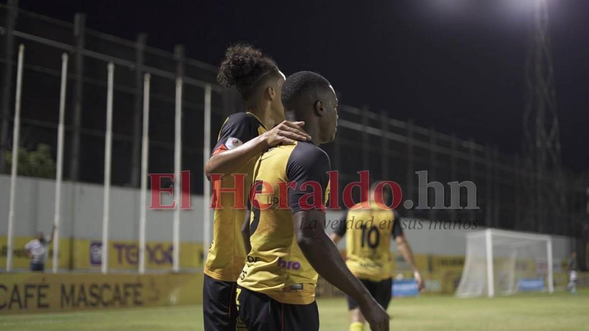El imperdible festejo de Júnior Lacayo al anotar el 1-0 en la semifinal de vuelta