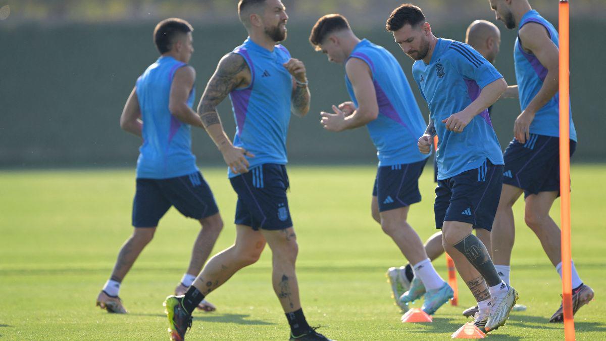 Preparando el debut: Así fue el entrenamiento de Argentina este lunes