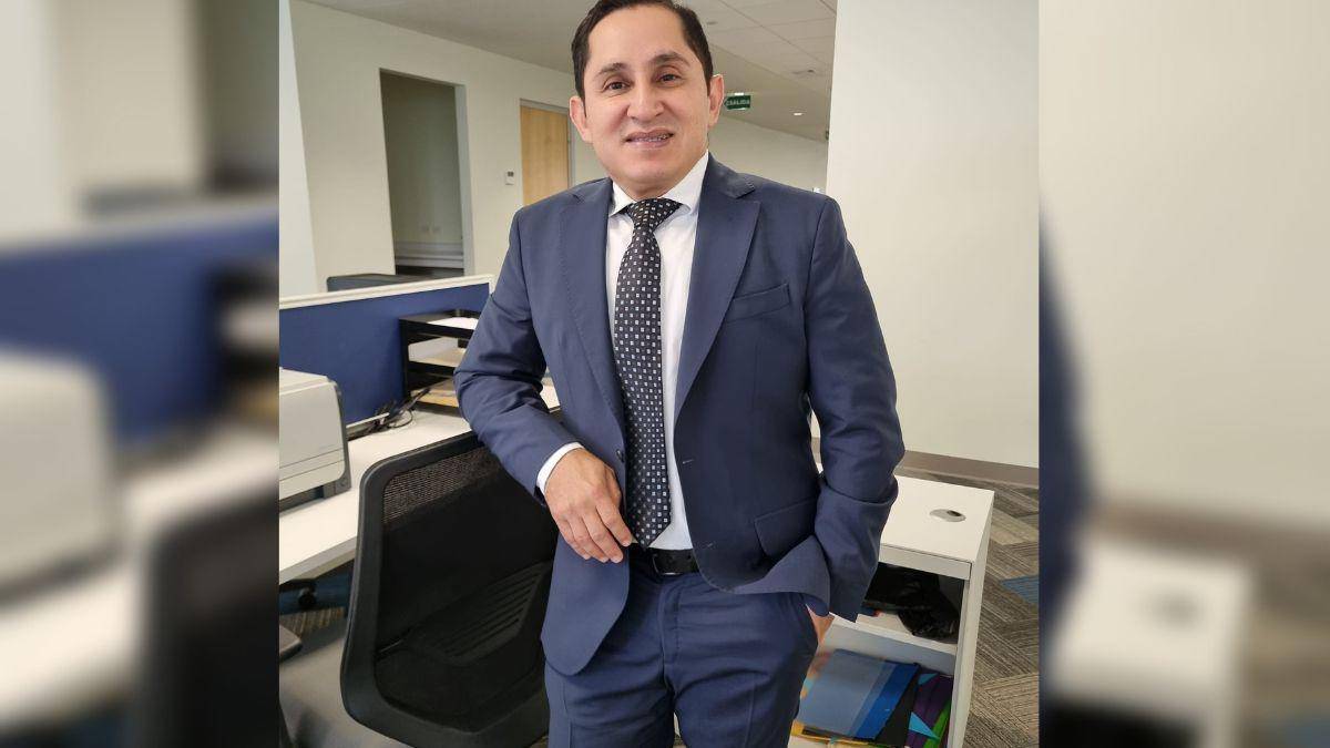 &iquest;Qui&eacute;n es Tirso Ulloa, el funcionario del IP acusado de pedir favores sexuales a cambio de trabajo?