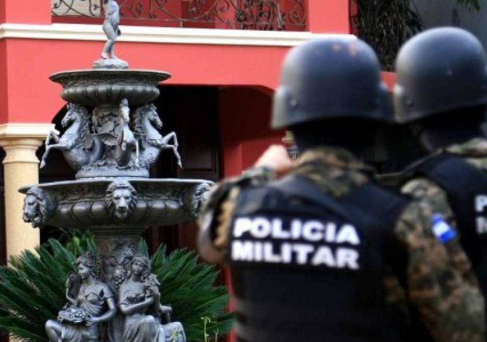 Pese a que sus cabecillas se encuentran cumpliendo condenas por narcotráfico en Estados Unidos, el clan de los Valle Valle lejos de desaparecer estaría operando en el país a través de una nueva facción denominada Valle Valle Nueva Generación. El grupo criminal hondureño pasó de una vida llena de lujos a cumplir varias condenas en el país del norte.