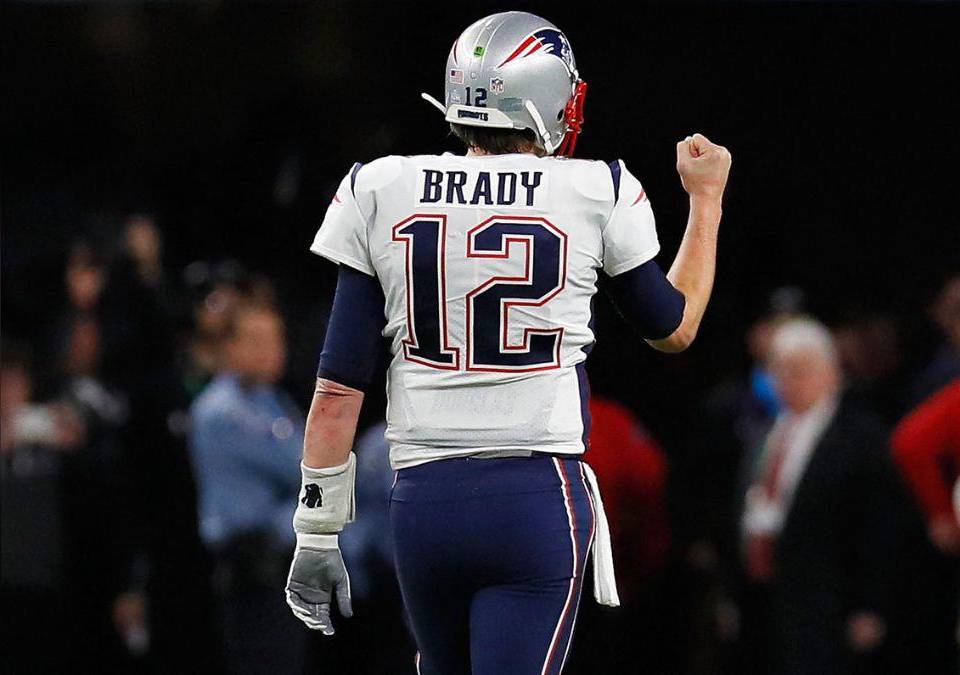 El mítico Tom Brady, quien anunció el miércoles a los 45 años su retiro definitivo del deporte, fue el mejor jugador de la historia de la liga de football americano (NFL) y se cansó de marcar récords.