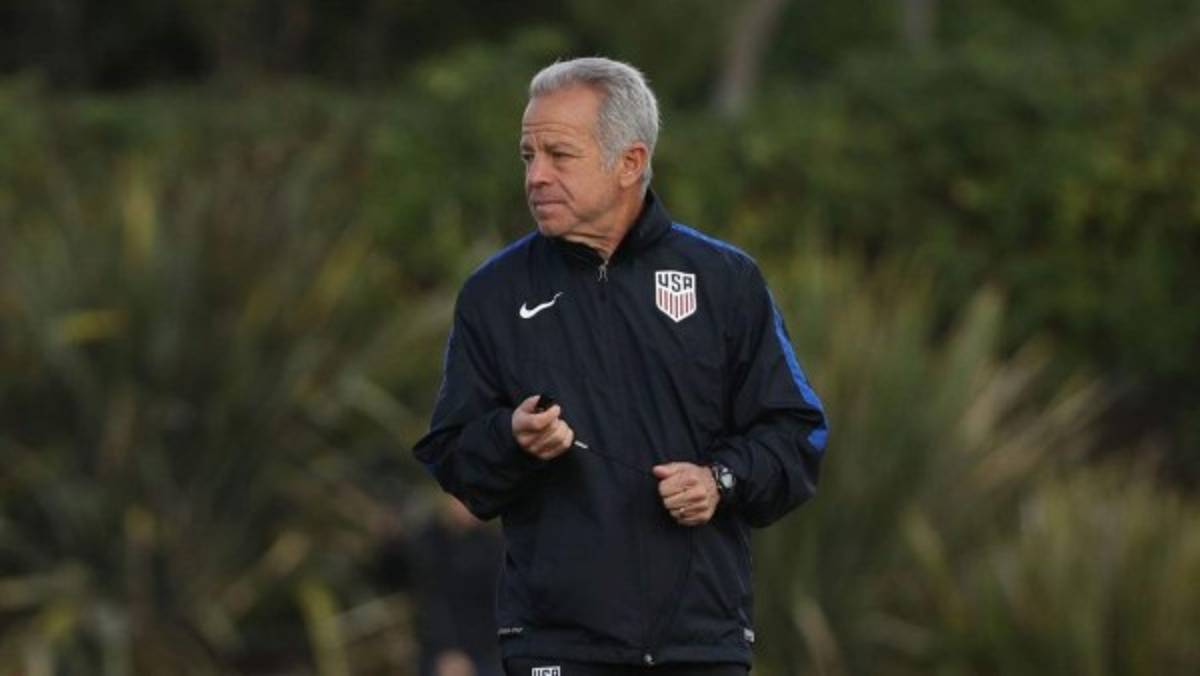 Las potencias aún no definen a su director técnico