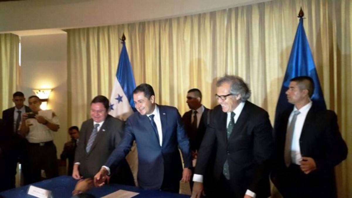 Secretario de la OEA: 'Es importante que todas las partes se sumen al diálogo'