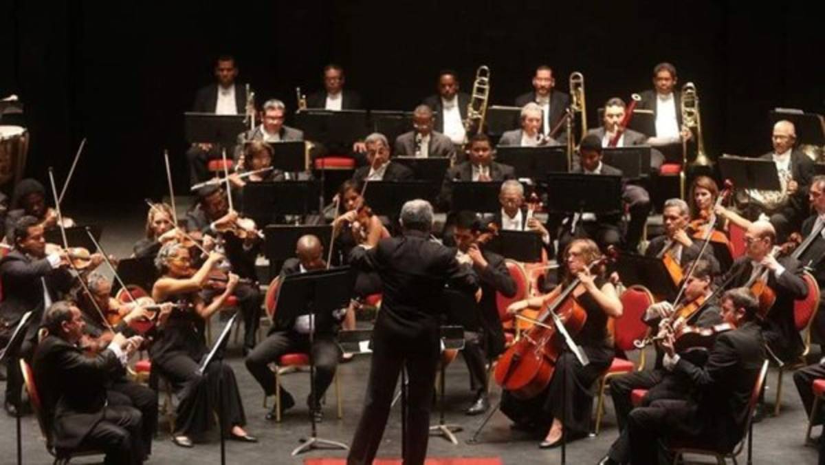 Enfermos de cáncer en Panamá disfrutan sinfonía de Beethoven   