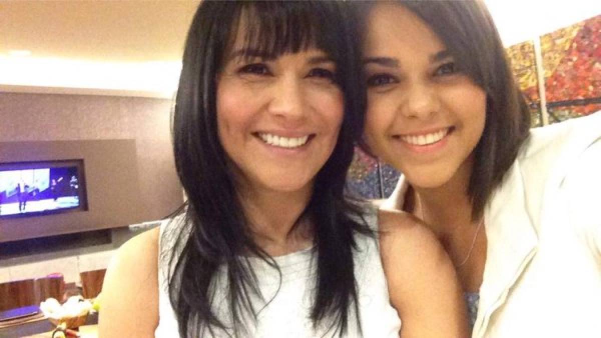 Su hija y su esposa, las lindas mujeres del reconocido pastor evangélico Cash Luna