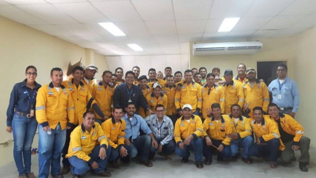 El personal de Empresa Energía Honduras trabaja cada día en pro de ofrecer un mejor servicio.
