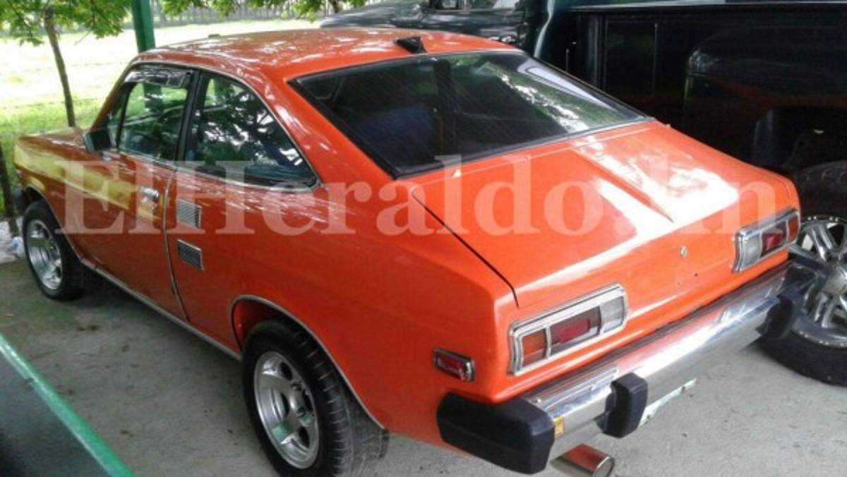 Encuentran autos clásicos y de lujo a narco hondureño preso en Estados Unidos