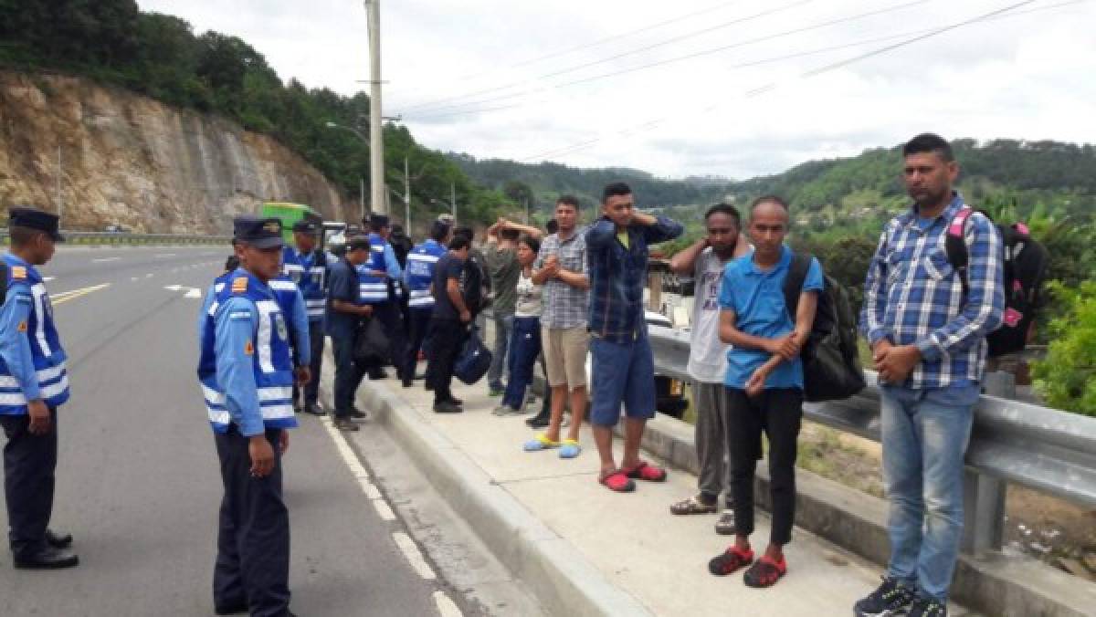 Detienen a 14 extranjeros procedentes de India y Ecuador en Tegucigalpa