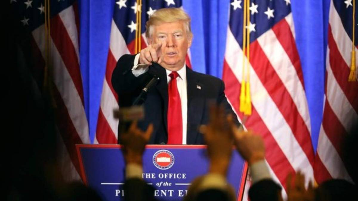 Tenso cruce entre Donald Trump y un periodista de CNN durante la conferencia de prensa  