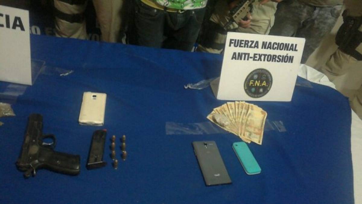 Detienen a tres presuntos pandilleros dedicados a la extorsión en la capital