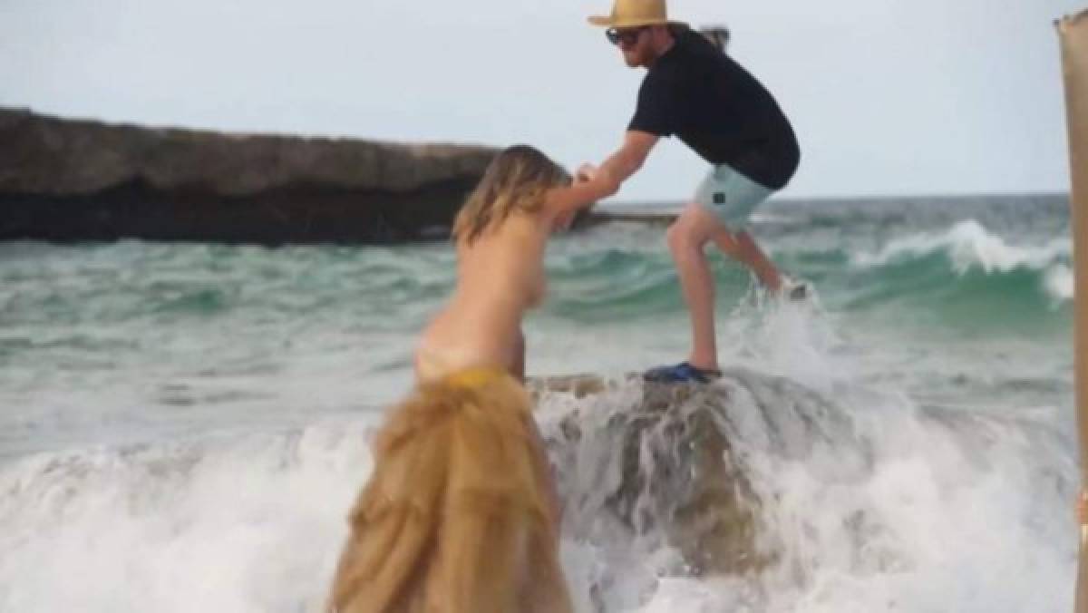 VIDEO: Kate Upton sufre aparatosa caída mientras posaba en topless