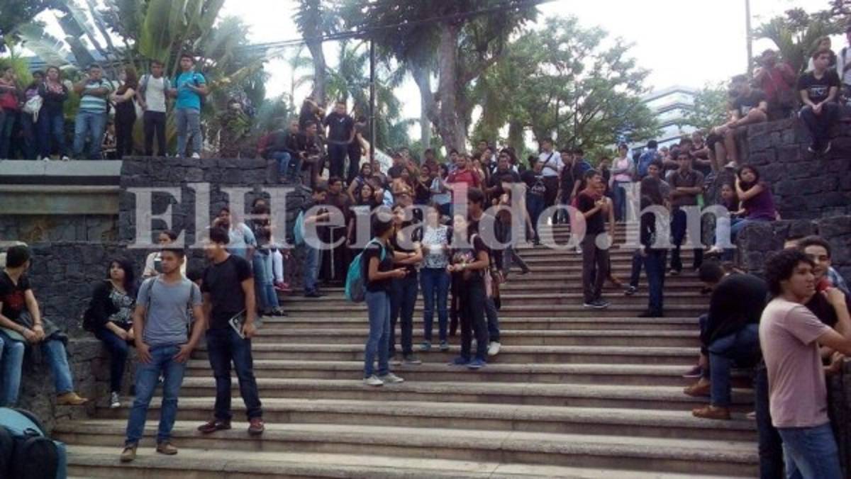 Tomados edificios de la UNAH en pleno reinicio de clases