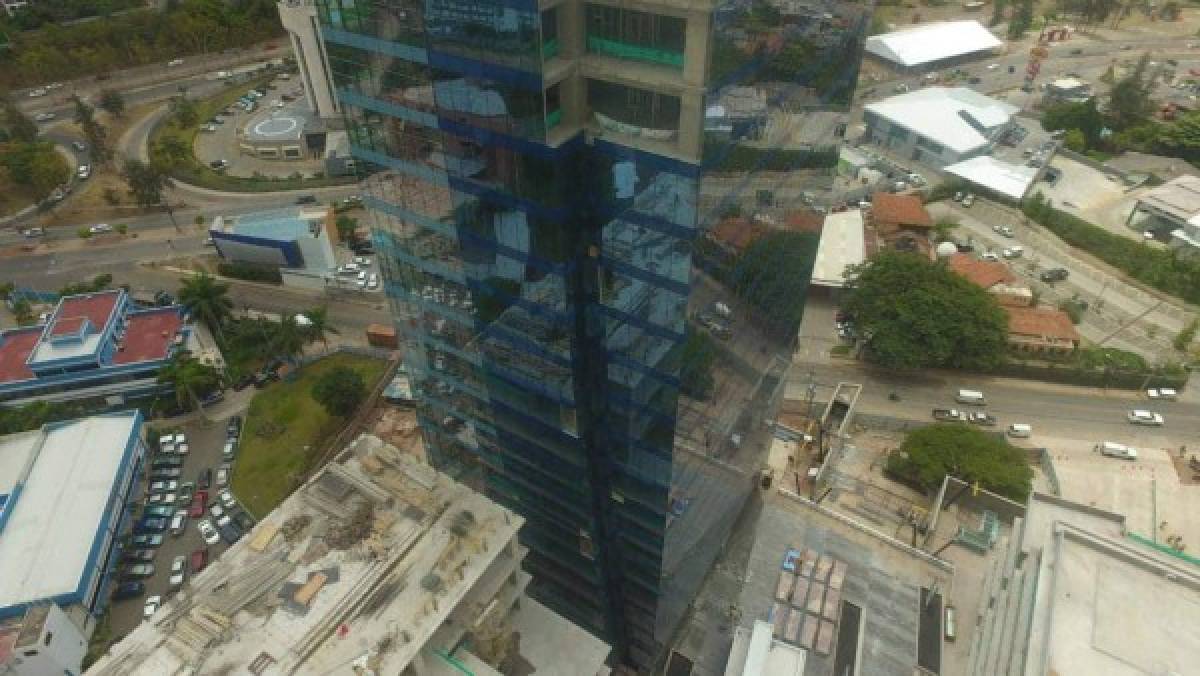 Construcción del Centro Cívico Gubernamental avanza en un 57%