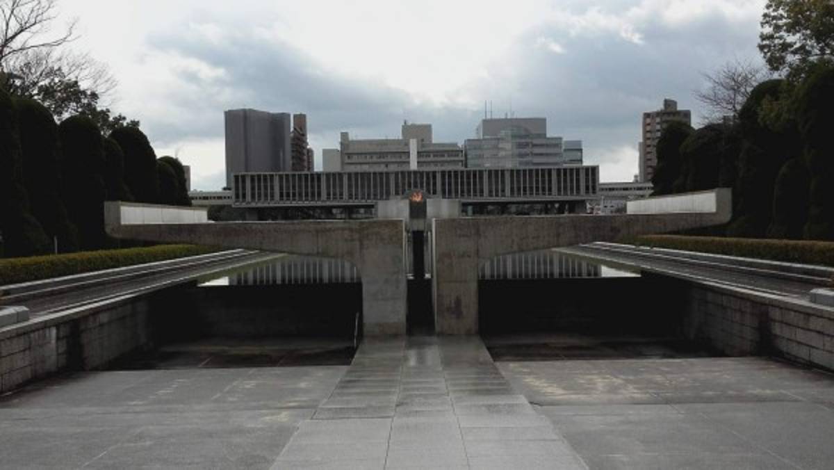 La Llama de la Paz se apagará hasta que dejen de existir armas nucleares en el mundo. Fue encendida en 1963 y, más de 50 años después, es prueba de que la humanidad no ha aprendido la lección.