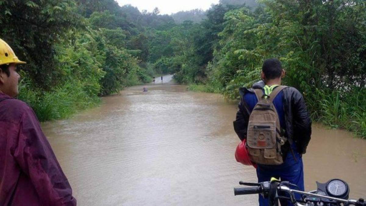 Fuertes lluvias desplazaron a 16,967 personas en Honduras en los últimos días