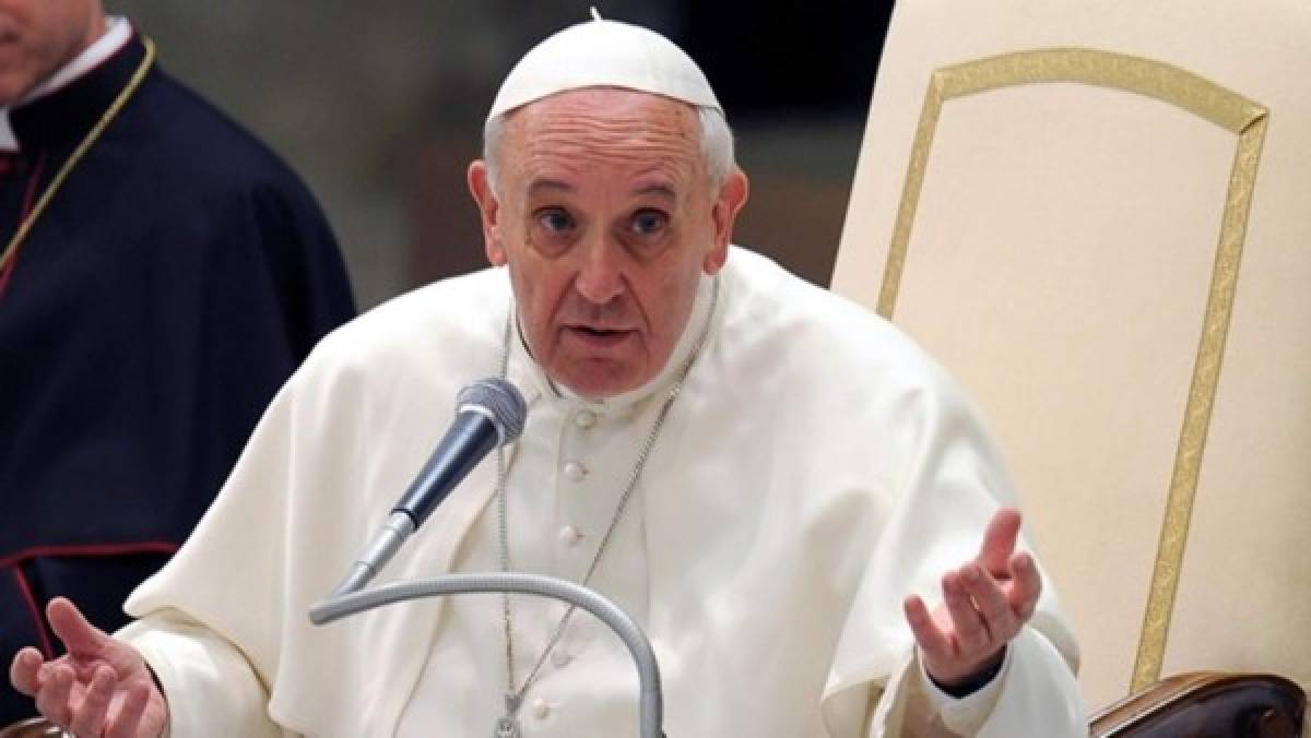Papa llama a clase política en México a dar justicia, seguridad y paz a población 