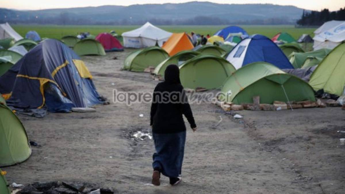 Un adolescente paquistaní víctima de una violación colectiva en campo de refugiados en Grecia  