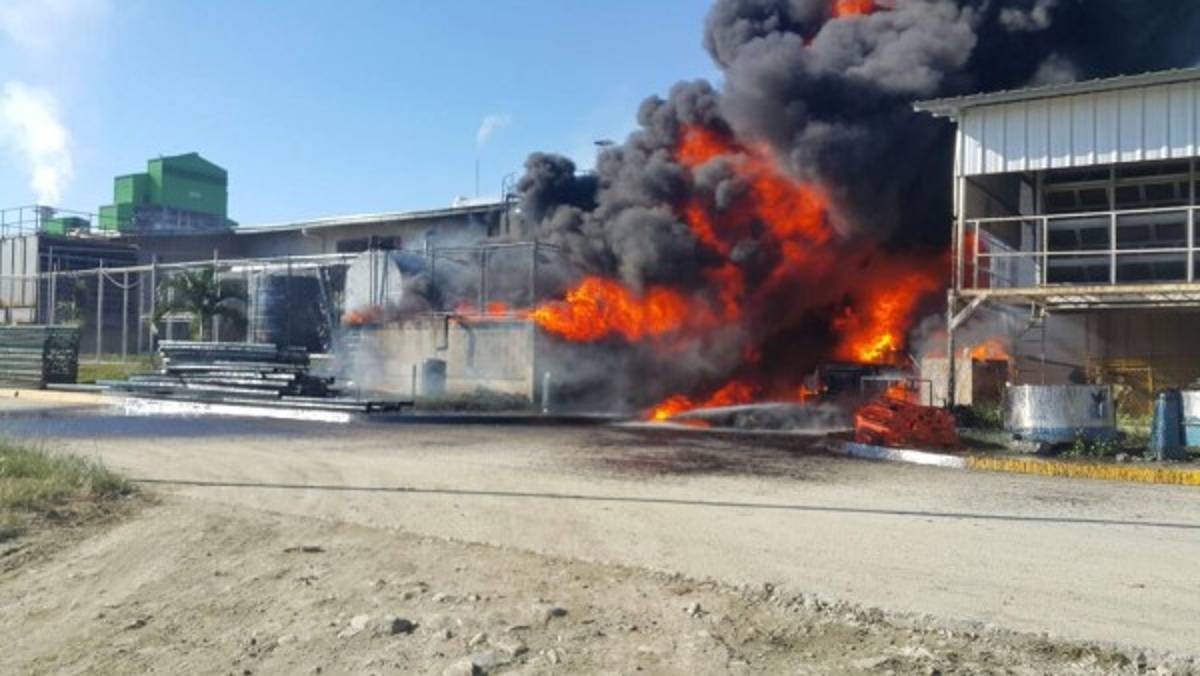 Un muerto tras incendio en fábrica de Choloma