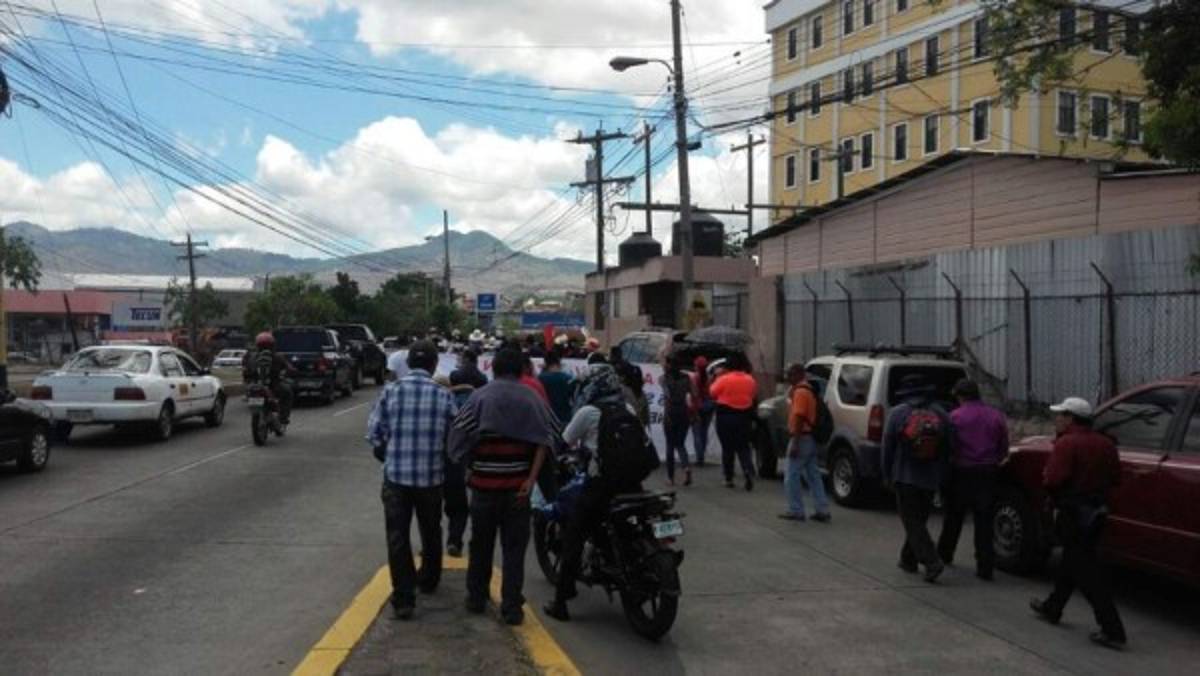 Exigen investigar autores intelectuales del crimen contra Berta Cáceres