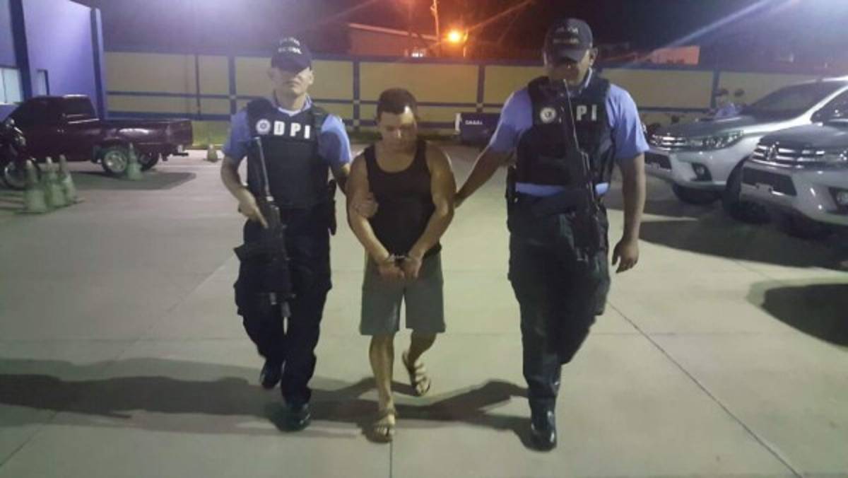 Según la denuncia, el hombre aprovechaba que su esposa se fuera al trabajo para abusar de la menor.