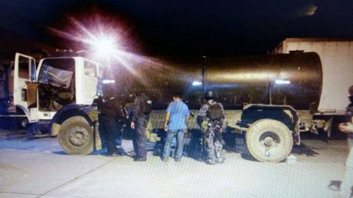 En este vehículo se encontraron 320 kilos de droga que era trasladada de Colón a El Espíritu, Copán.