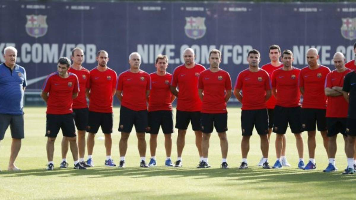 El Barça guarda un minuto de silencio en homenaje a víctimas de atentados