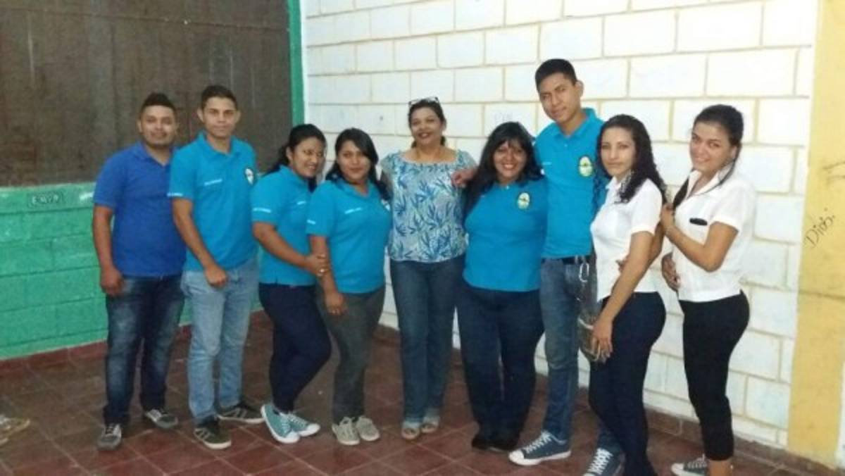 Madre de Allison, joven que murió por una bala perdida: 'Íbamos a graduarnos juntas del colegio'