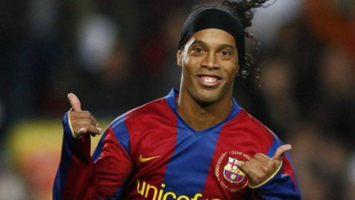 El exagerado precio de la nueva dentadura de Ronaldinho: 50 mil euros