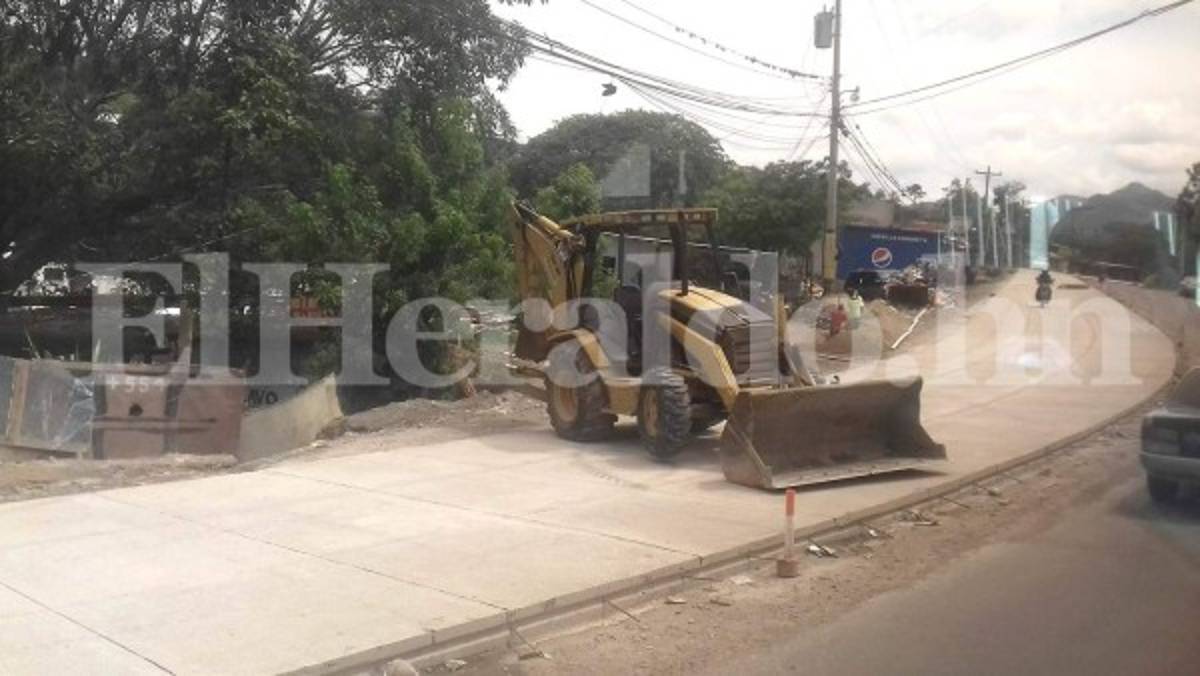 Sigue tráfico en la carretera al sur de Honduras pese a medidas de alivio