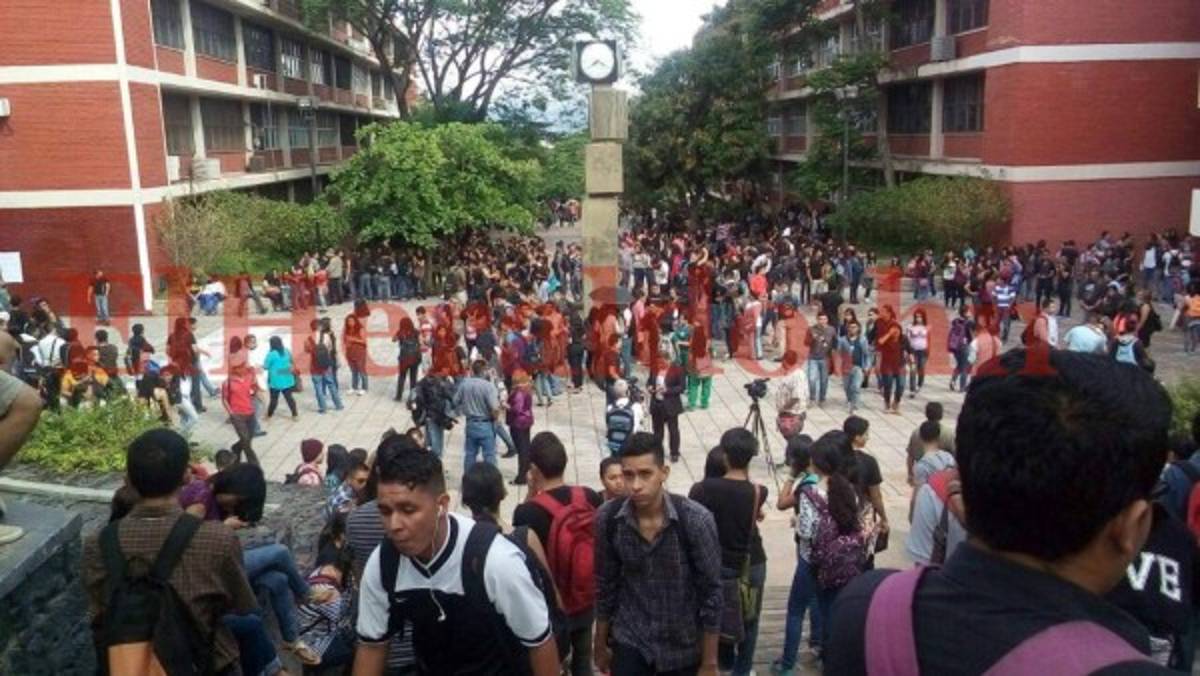 Tomados edificios de la UNAH en pleno reinicio de clases
