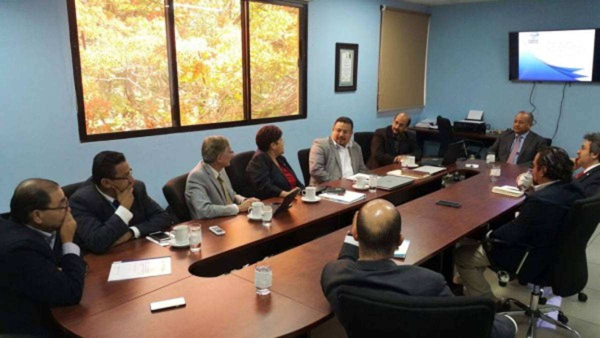 Maccih exhorta al TSC terminar auditorías contra policías