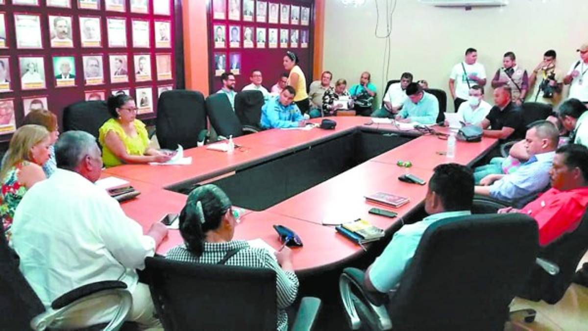 Catacamas orienta fondos para prevención del coronavirus