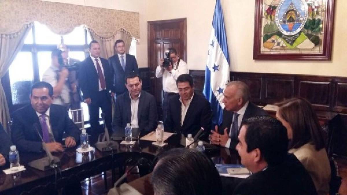 Honduras: Presidente Hernández solicita aprobación de la Ley de Inspección Laboral