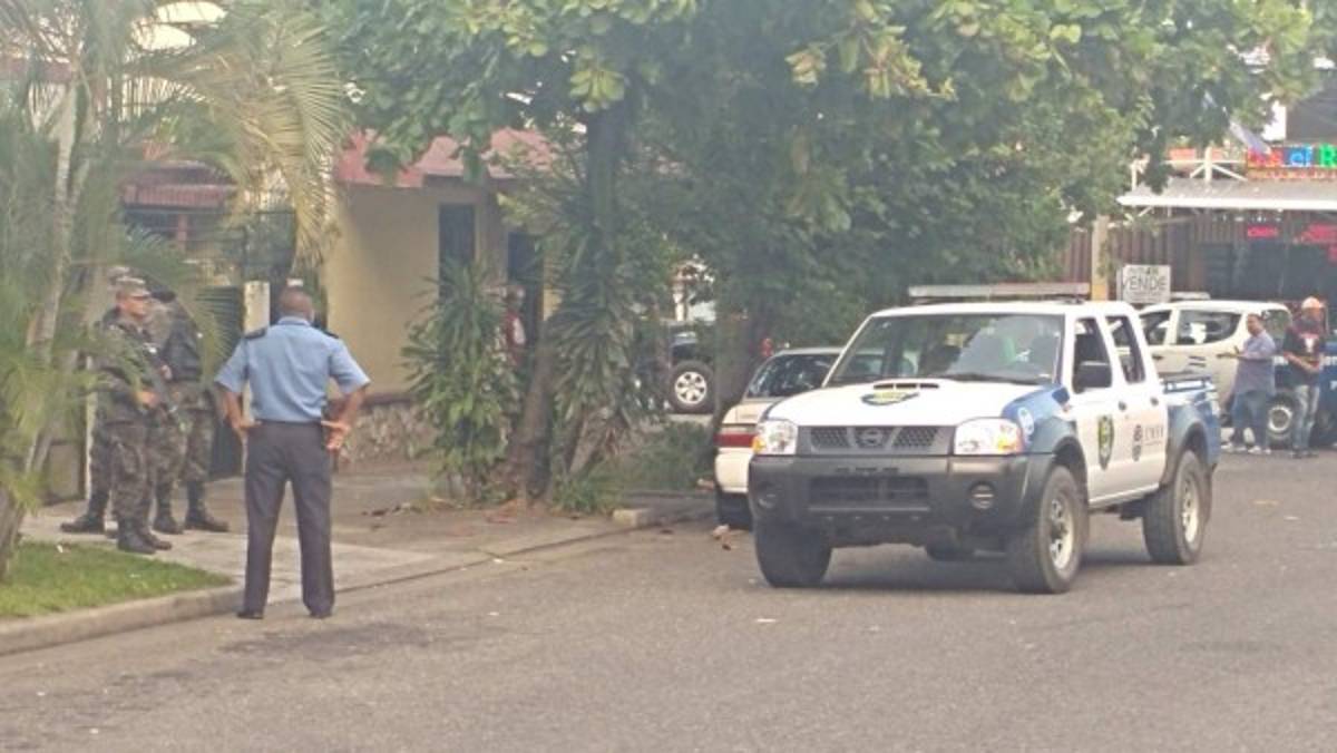 Ultiman de varios disparos a un taxista el barrio Suyapa de San Pedro Sula
