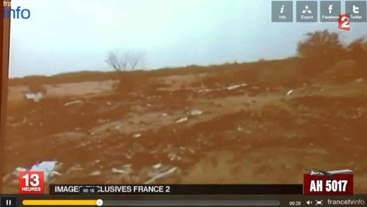 Primeras imágenes de los restos del avión de Air Algérie que se estrelló en Malí