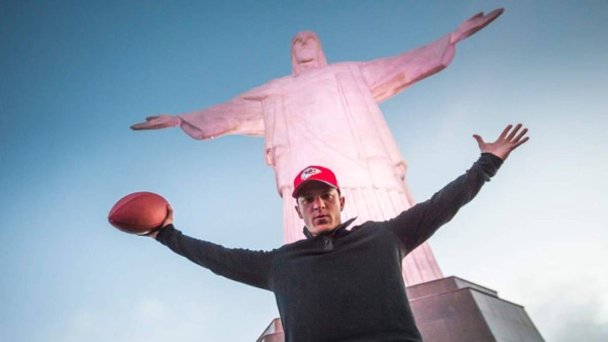 El único jugador brasileño de la NFL lamenta tragedia del Chapecoense