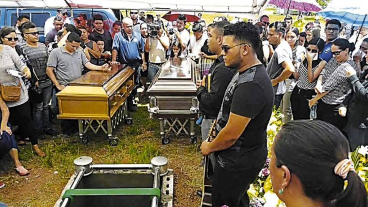 'Pedimos justicia”: Familiares de la pareja que murió atropellada por conductor ebrio y deja un niño huérfano