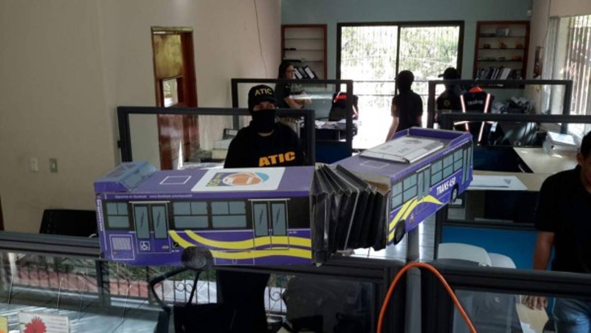 Inspeccionan tramo del Trans 450 demolido por obras de la Alcaldía de Tegucigalpa