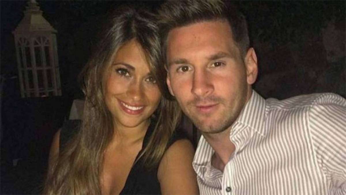 Antonella Roccuzzo en busqueda de su vestido de novia