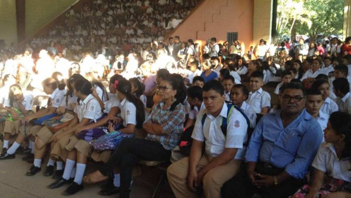 Entre cambios y retos comienza este miércoles el año escolar en Honduras