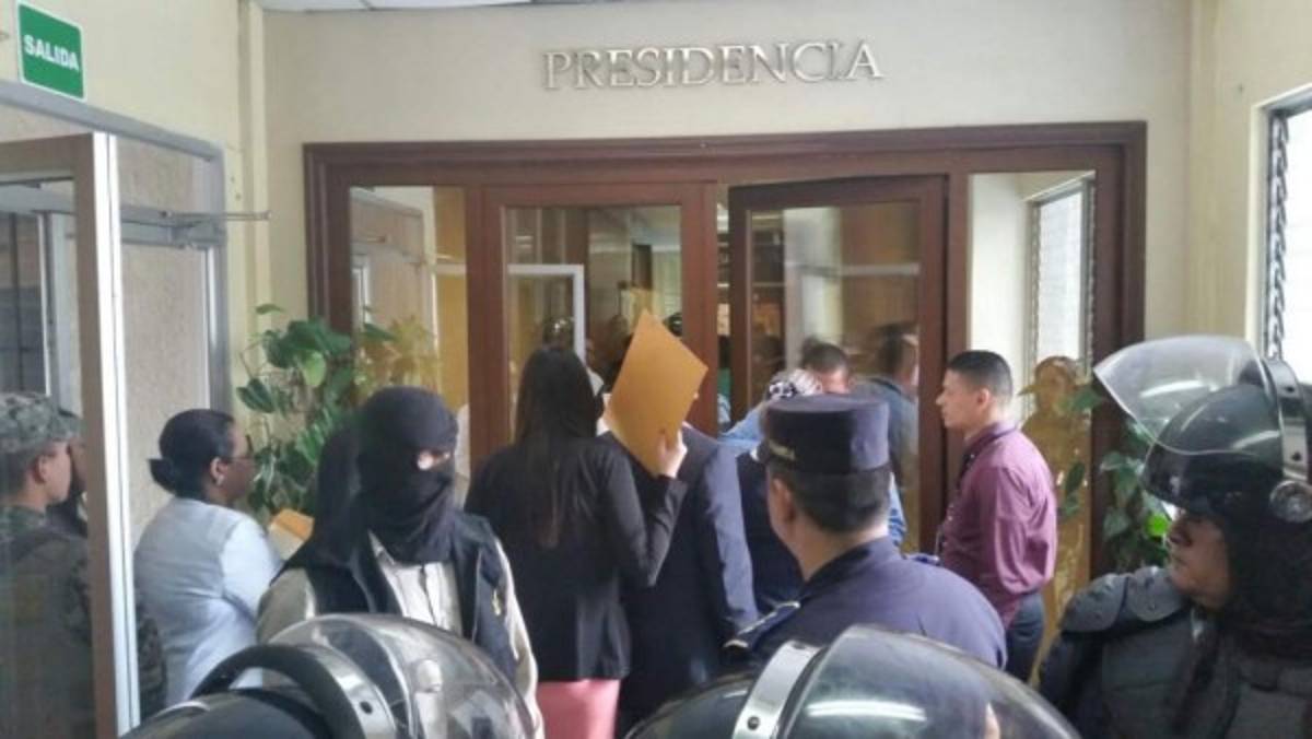 Suspenden audiencia inicial contra acusados en el caso Astropharma